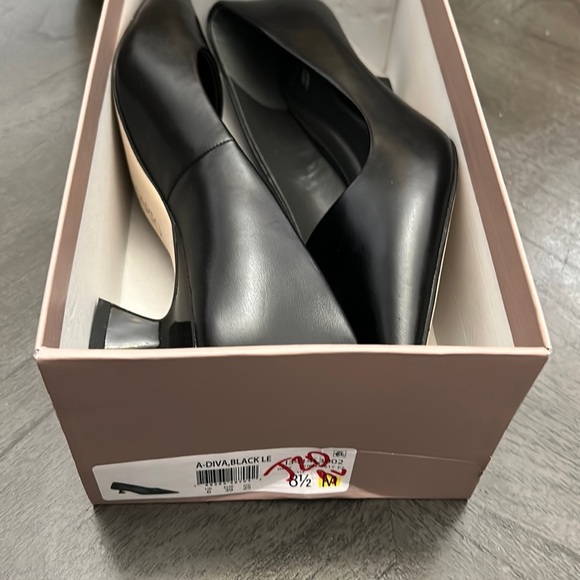 Franco Sarto Diva Leather Kitten Heel Pumps - Picture 2 of 13